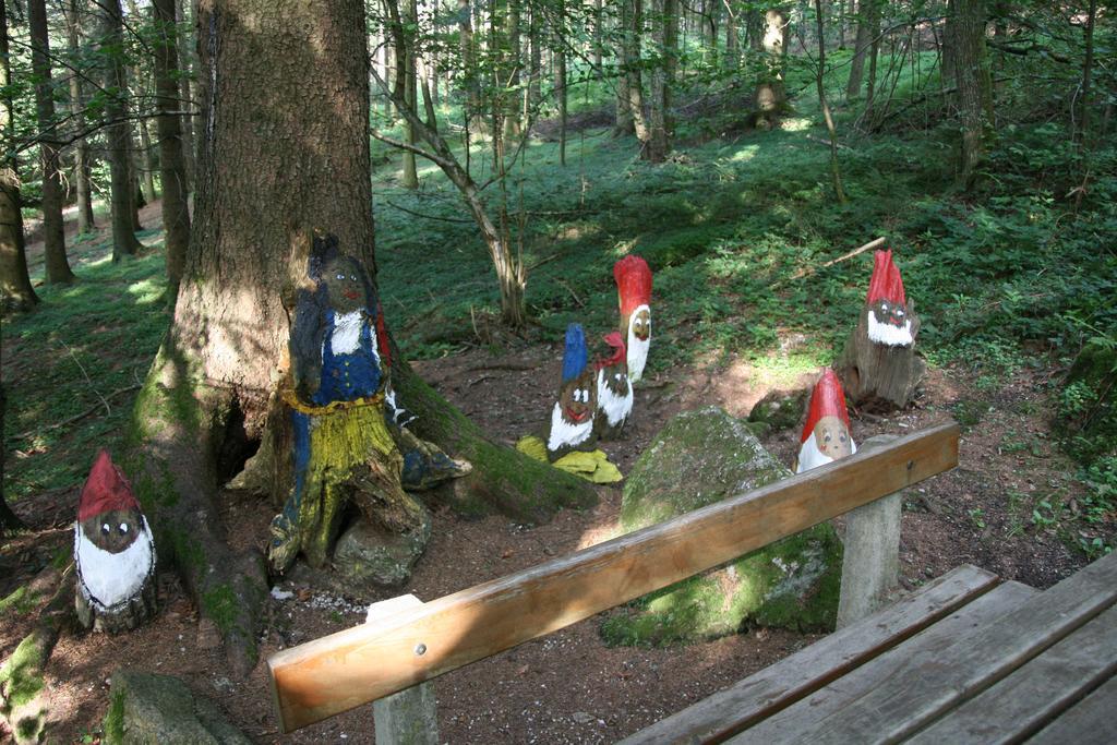 Kirchenwirt Inn Kreuzen  Exteriör bild