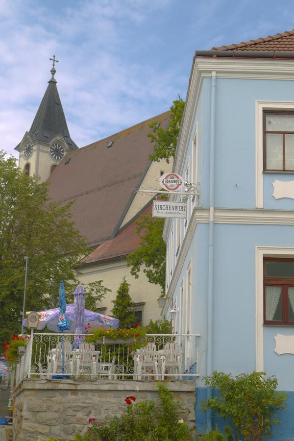 Kirchenwirt Inn Kreuzen  Exteriör bild